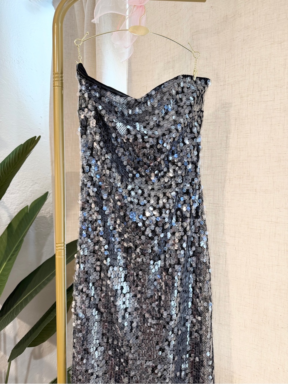 Black For Love And Lemons “Christelle” Sequin Maxi Gown Size Small NWT - Picture 12 of 17